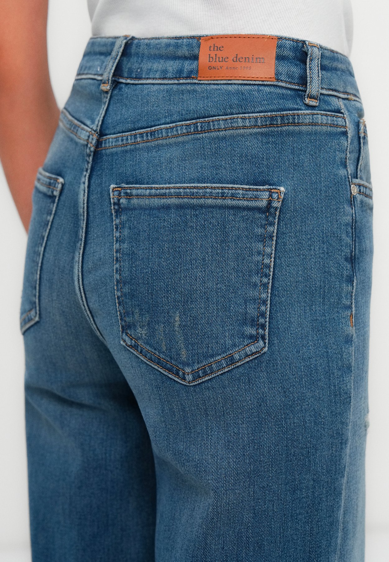 Wide-fit ONLJUICY High waist Wide Leg Fit