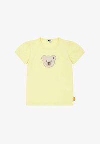 Unselected, yellow pear