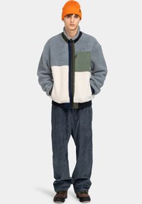 Element DUSK - Muts - nmw