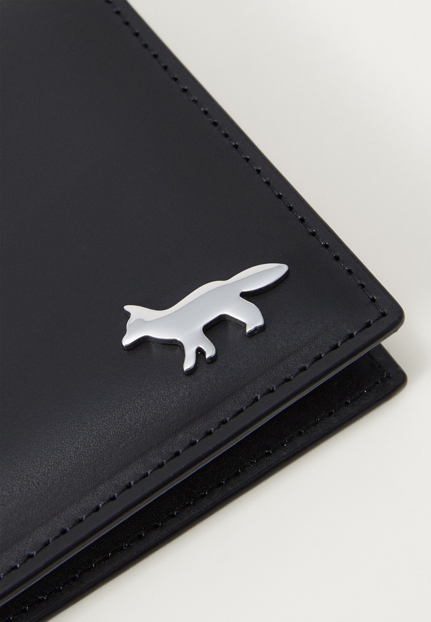 Maison Kitsuné FESTIVE BIFOLD WALLET UNISEX - Wallet - black/dark