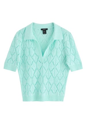 Lys mintgrøn strikket sweater med krave, korte ærmer og diamantmønster. Har ribbede manchetter og kant.