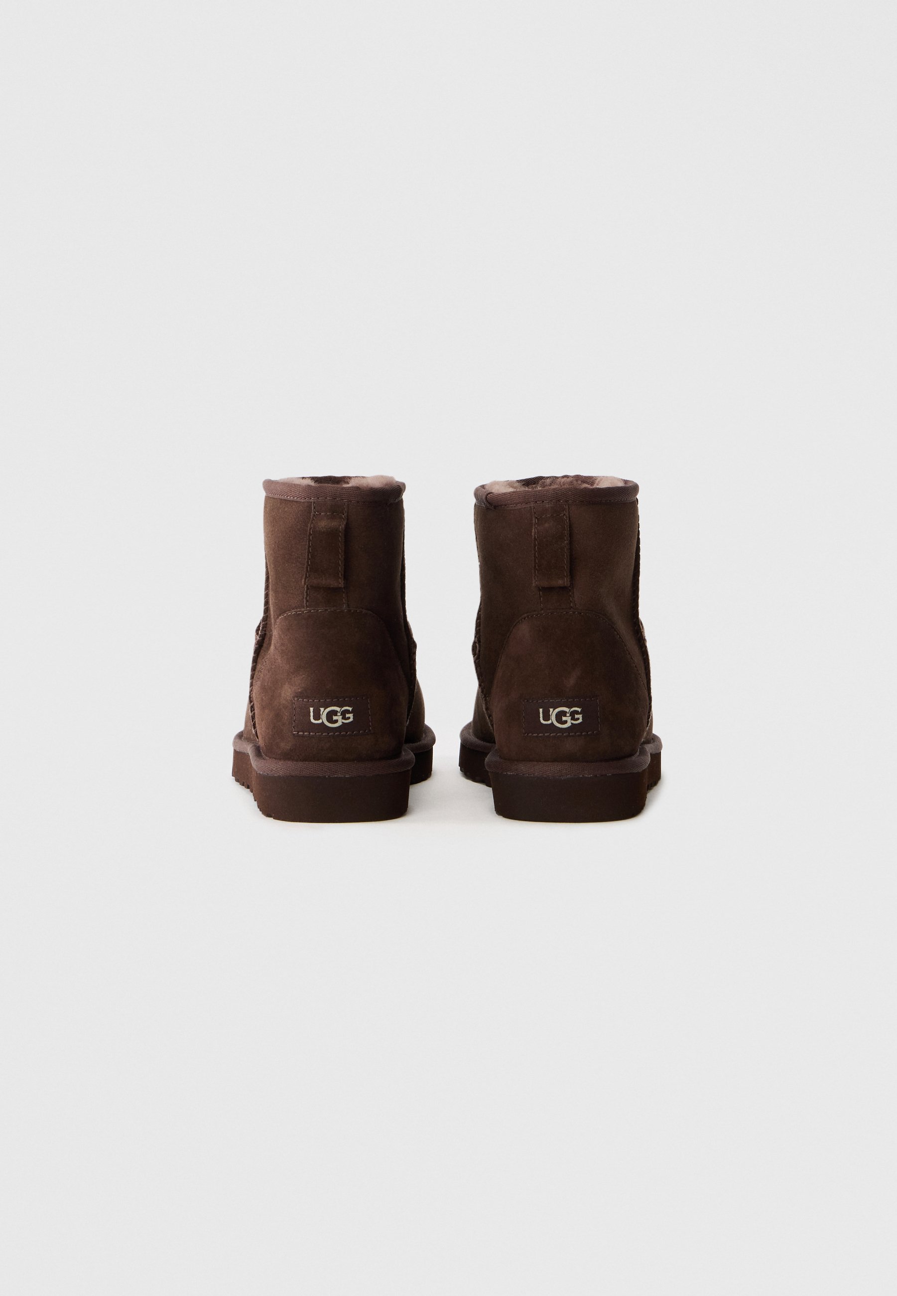 UGG CLASSIC MINI UNISEX - Winter boots - dusted cocoa/light brown