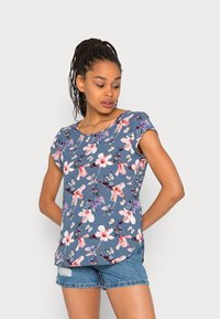 ONLY ONLNOVA LUX - T-shirt estampada - blue