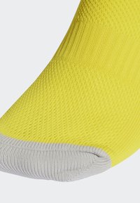 adidas Performance ADIDAS PERFORMANCE MILANO 23 SOCKS - Calcetines de deporte - team yellow   black
