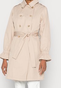 Cream Trenčkot - sand