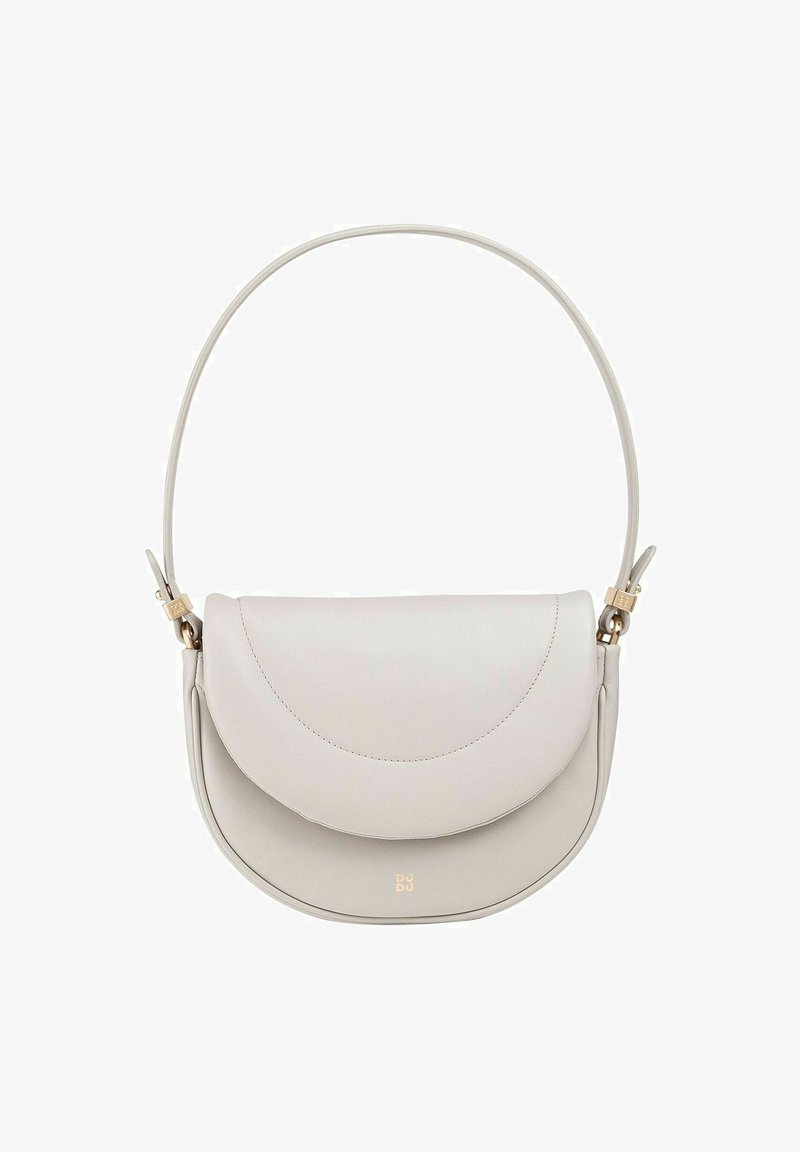 Lichtbeige leren schoudertas met een gebogen flap, goudkleurige hardware en een verstelbare schouderriem. Minimalistisch ontwerp met kleine logo-embossing.
