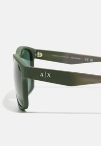 Armani Exchange Päikeseprillid - matte green