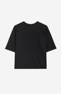 Black short-sleeve t-shirt made of cotton. Features a classic crew neckline and a relaxed fit. No visible patterns or accents.