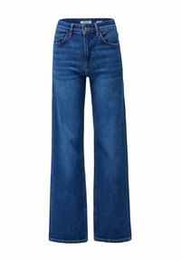 Jeans de mezclilla de pierna ancha y color azul con cintura alta, que cuentan con un cierre frontal de botón, dos bolsillos laterales y un dobladillo limpio.
