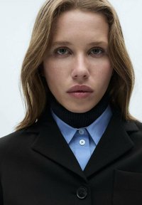 Mango Blazer - black