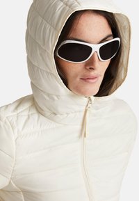 United Colors of Benetton Zimní bunda - white
