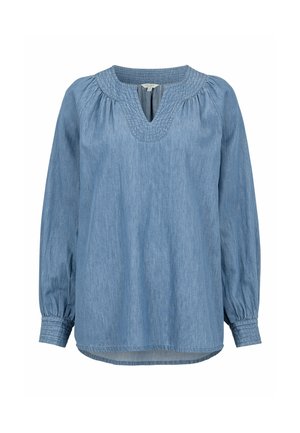 Langærmet lyseblå denimbluse med rynket halsudskæring, V-formet krave og manchetter med knapper.