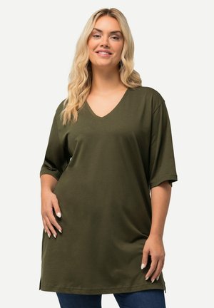 Ulla Popken PLUS SIZE V-NECK TEE  - T-Shirt basic - forest green