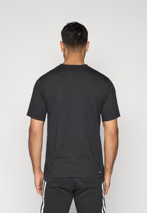 adidas Funktionsshirt 'WE' — foto 3