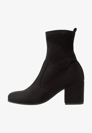 Kennel + Schmenger, Bottines - black
