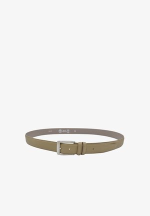 Beige leren riem met rechthoekige zilveren gesp en twee riemlussen, plat weergegeven op een witte achtergrond.