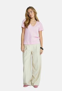 Desires DANNON TEE - Základné tričko - sweet lilac pink