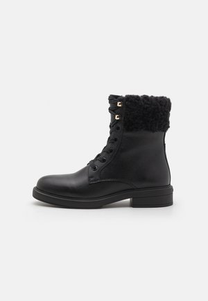 BOSS, Bottines à lacets - black