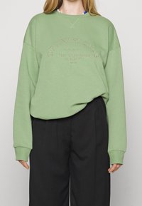 NA-KD Felpa - green