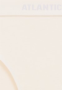 Beżowa bawełniana bielizna o miękkiej fakturze, z jasnoniebieskim logo „ATLANTIC” na pasku oraz klasycznym krojem.