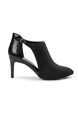 Pumps - black