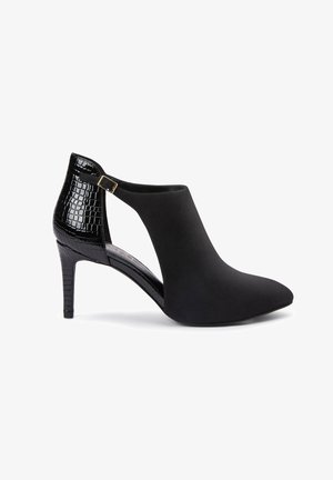 Next Pumps - black