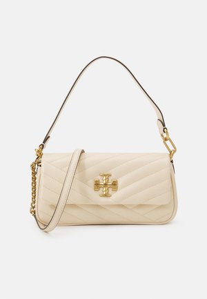 KIRA CHEVRON SMALL FLAP SHOULDER - Torbica - new cream