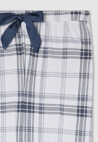 Non selezionato, var celeste chiaro