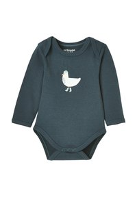 Langärmeliger Jumpsuit aus dunkelblauem Stoff, mit einem weißen Entenmotiv, das einen Hut und Stiefel trägt. Druckknöpfe im unteren Bereich.