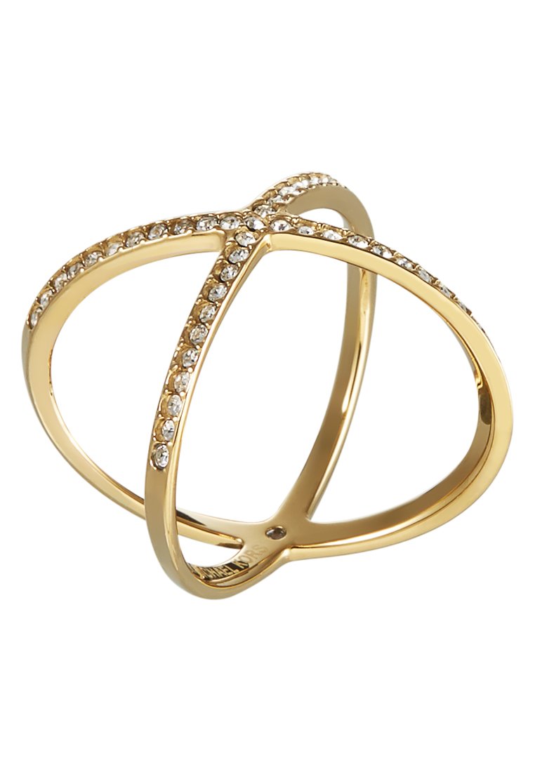 Gouden ring met kruisontwerp, voorzien van kleine heldere rhinestones langs de banden, gladde oppervlakte en open vorm.