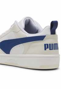 Puma REBOUND V6 UNISEX  - Sportcipő - vapor gray/clyde royal/white