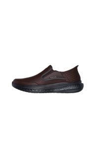 Skechers SLADE  COOPER - Zapatos sin cordones - red brown