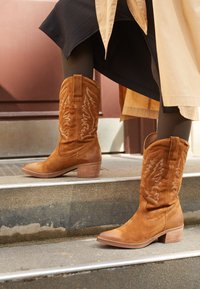 mtng TEO - Botas camperas - brown