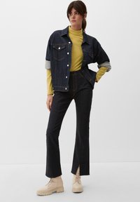 s.Oliver MIT STEHKRAGEN - Langarmshirt - gelb