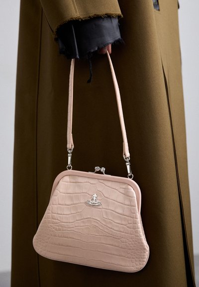 Vivienne Westwood Geantă de mână - cream
