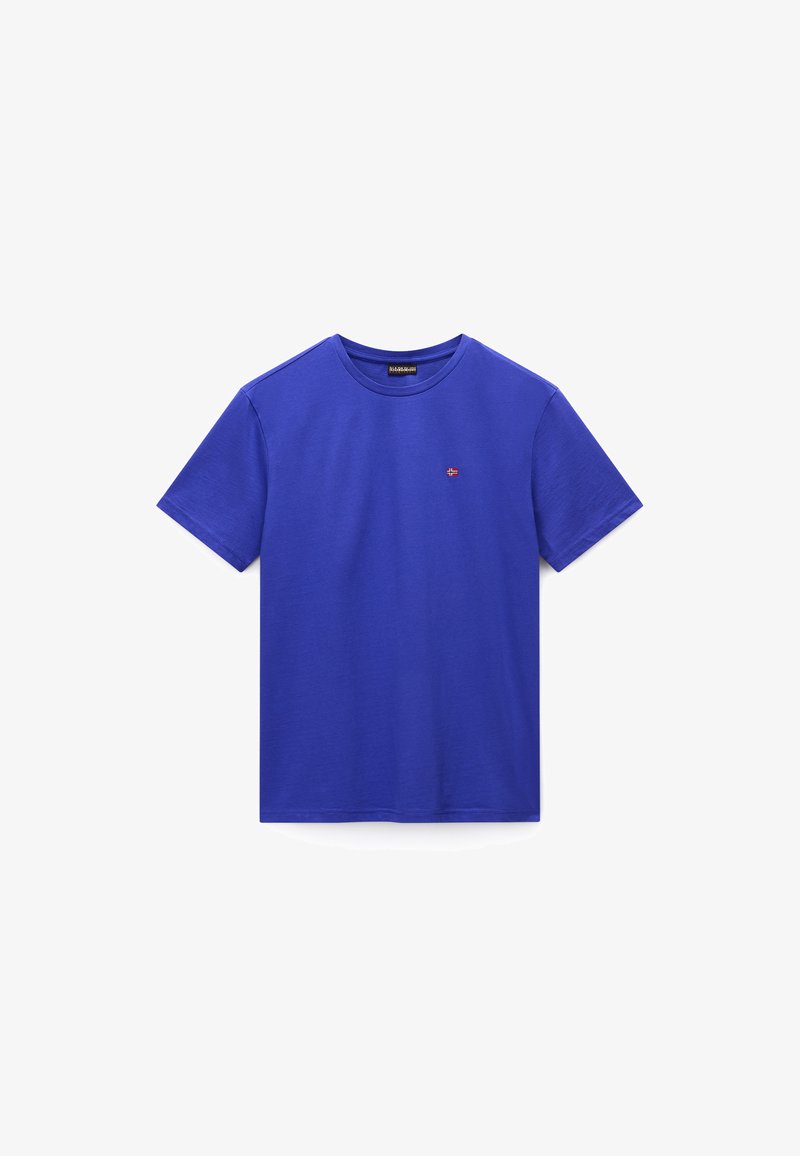 Rövid ujjú, egyszínű királykék pamut póló, kicsi hímzett logóval a mellrészen. Klasszikus kerek nyakú és laza szabású.