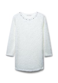Maglione bianco in maglia soffice con maniche lunghe, scollo rotondo adornato da dettagli metallici e orlo leggermente curvato.