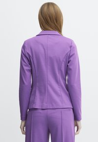 ICHI KATE - Blazer - chive blossom