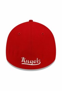 Rote Baseballmütze mit gesticktem "Angels" in weißer Schrift auf der Rückseite. Glattes Gewebe, runde Form mit gewölbtem Dome.