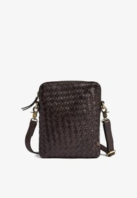 Ei valittu, dark brown