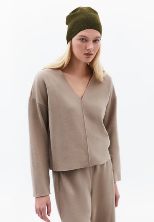 LOOSE V-NECK  - Pullover - desert taupe