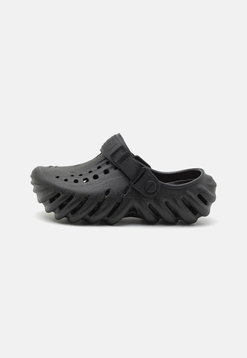 Crocs - ECHO UNISEX - Baseino šlepetės - black, Padidinti