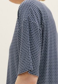 TOM TAILOR Camiseta estampada - mottled blue