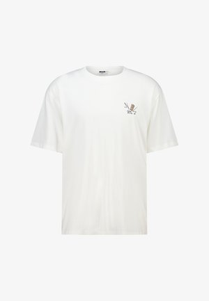 Witte t-shirt met korte mouwen met een kleine afbeelding van een knallende kurk en de tekst "Popping Bottles" op de linkerkant van de borst.