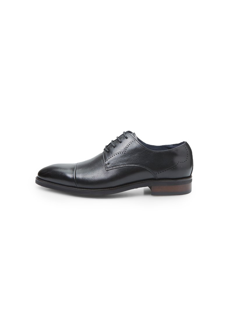 Bata Stringate eleganti - nero