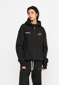 Multiply Apparel CUSTODY - Bluză de molton cu fermoar - black soda washed
