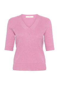 Rosa ribbat stickad topp med V-hals och ärmar i armbågslängd, med en figurnära midja och subtila texturdetaljer.