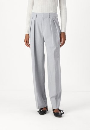 Good American SUITING GOOD 90S PLEATED  - Pantalon classique - grey