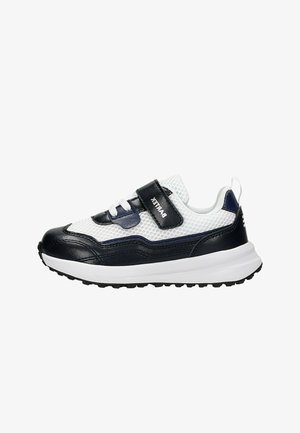 Bartek, Baby shoes - white