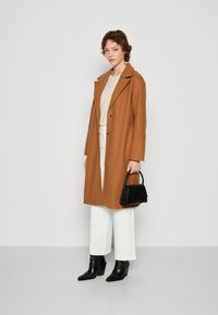 VILA VIPOKO LONG BELT COAT - Κλασικό παλτό - toasted coconut